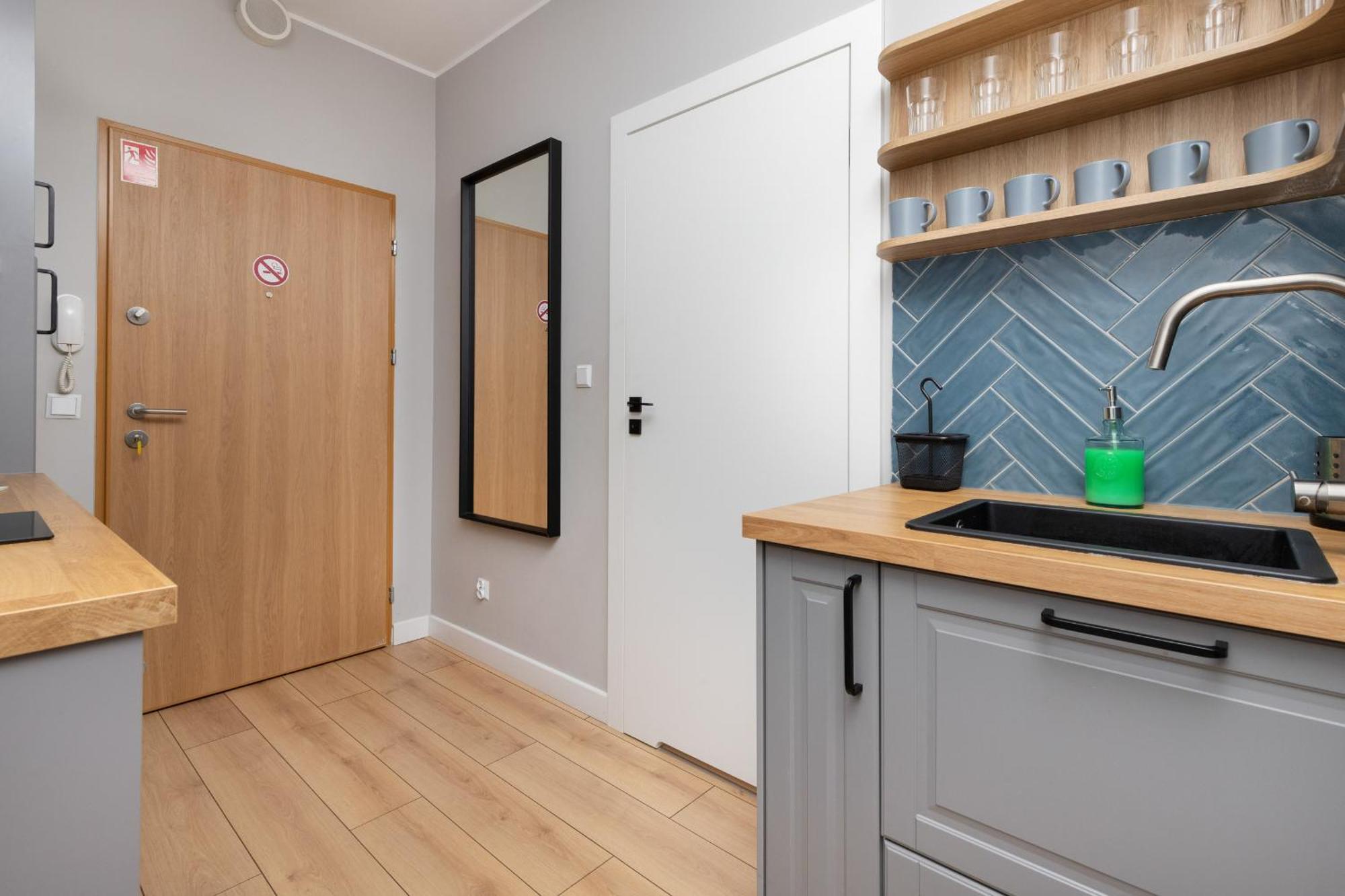 Fahrenheit In By Renters Huoneisto *